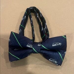 Seattle Seahawk  Navy and Green Bow Tie with Logo